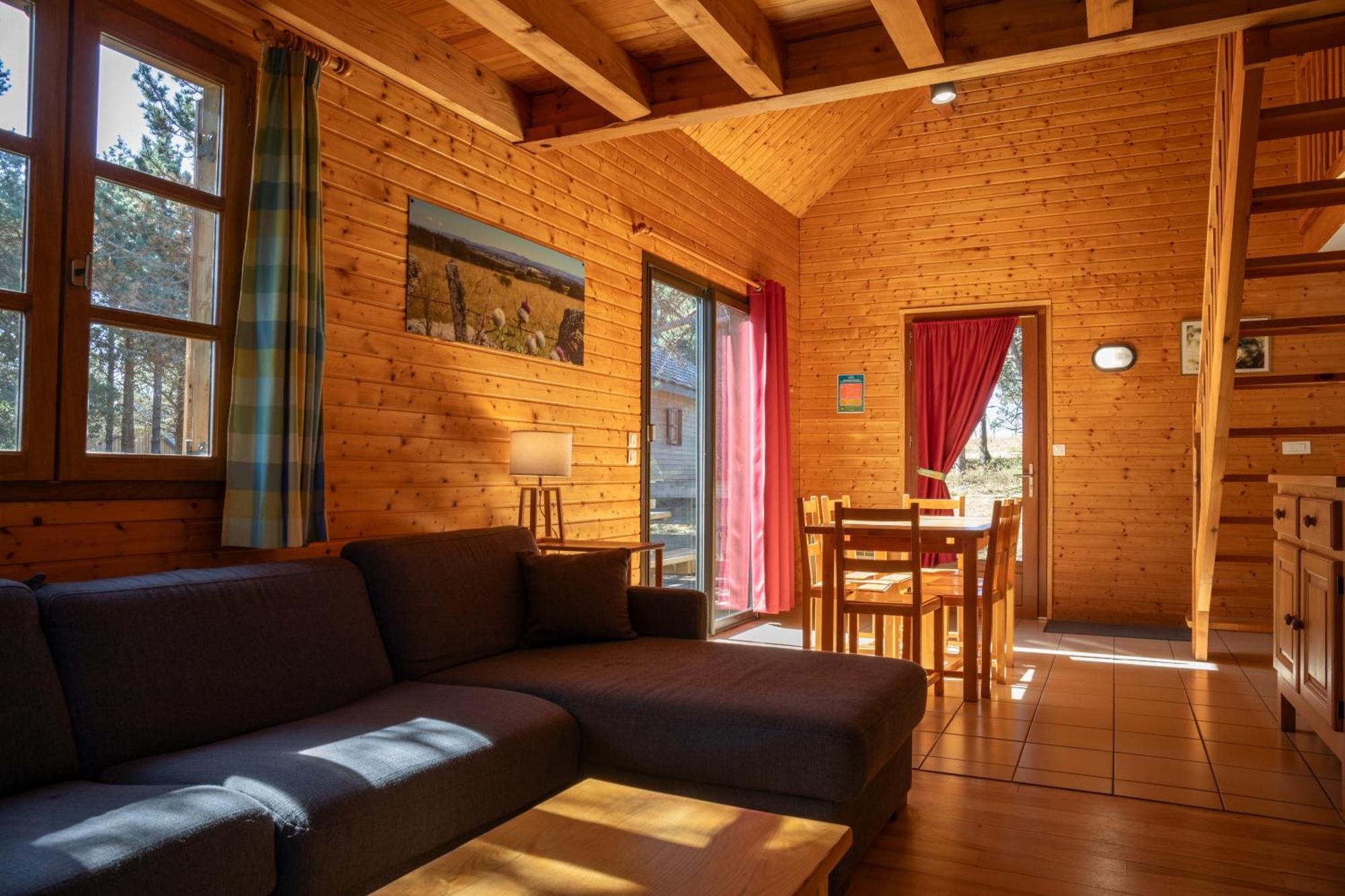 Les Bouviers Villa Saint-Denis  ภายนอก รูปภาพ