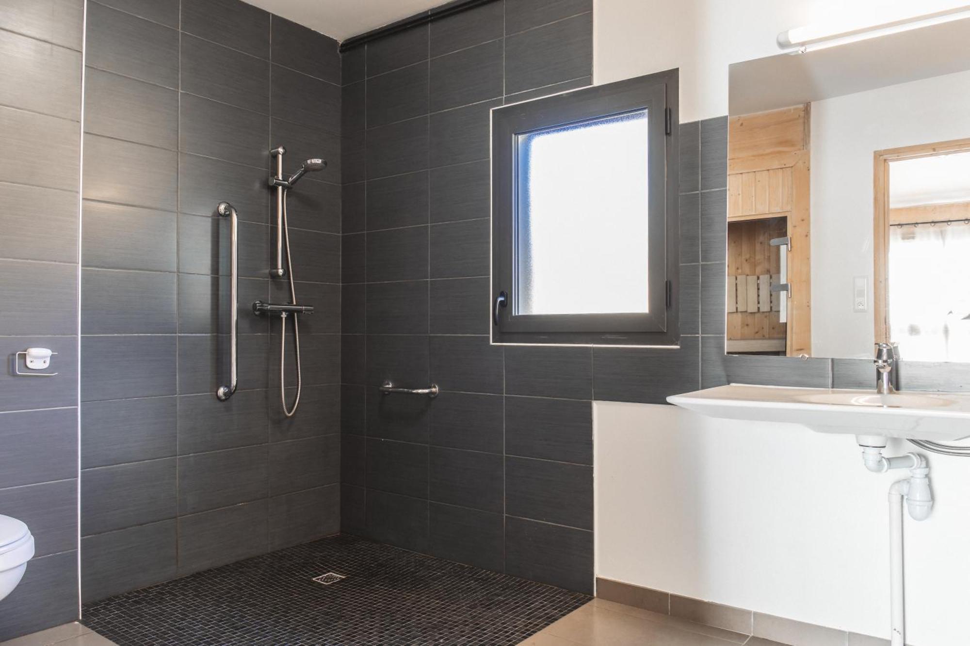 Les Bouviers Villa Saint-Denis  ภายนอก รูปภาพ