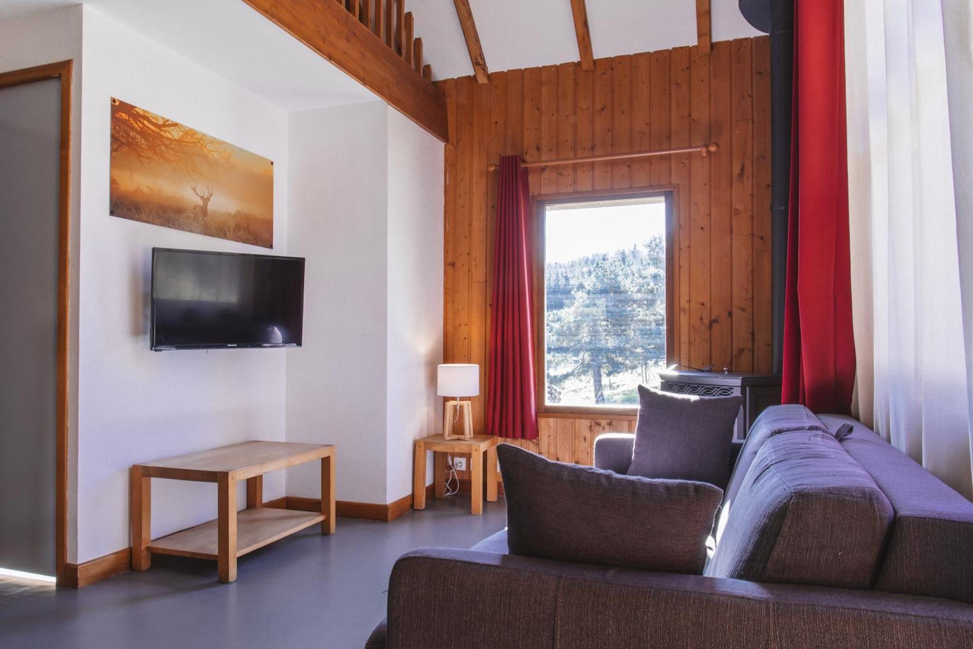 Les Bouviers Villa Saint-Denis  ภายนอก รูปภาพ